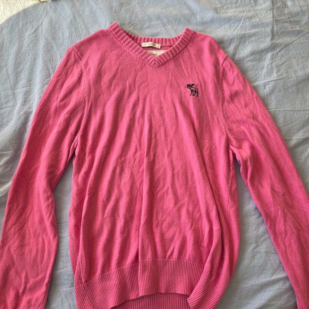 Abercrombie & Fitch pink sweater